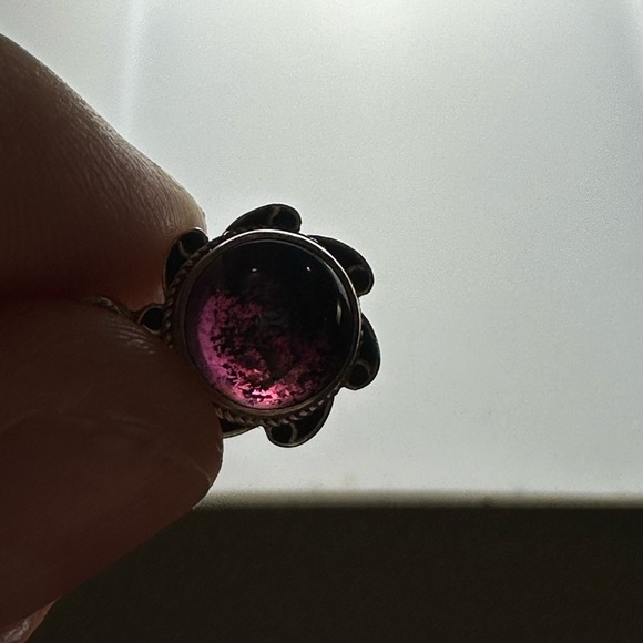 SMALL 925 silver sun swirl pendant with dark purple stone - Picture 3 of 9